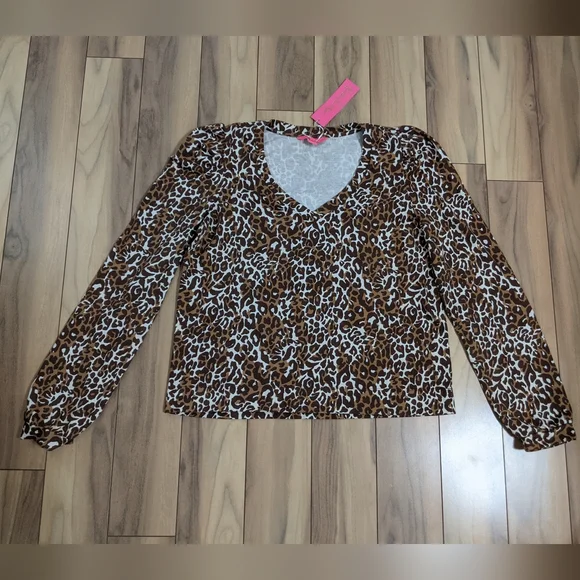 NWT! Lilly Pulitzer Jansen V-Neckline Sweatshirt Chocolate My Favorite Spot L - Picture 1 of 13